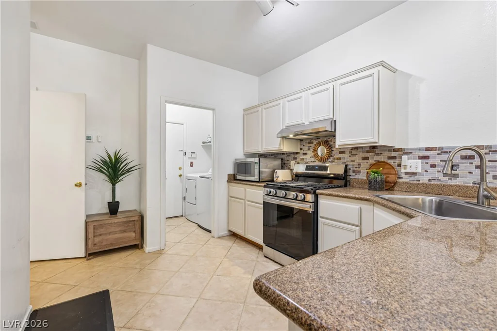 134 Samantha Rose, Henderson, NV 89012