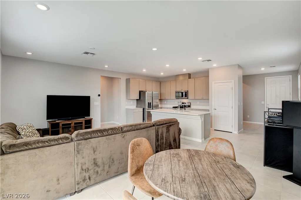 5976 Bruselas, Las Vegas, NV 89113