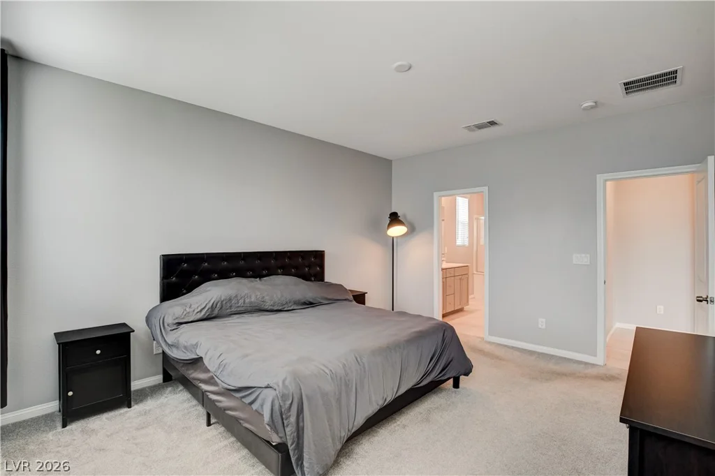 5976 Bruselas, Las Vegas, NV 89113