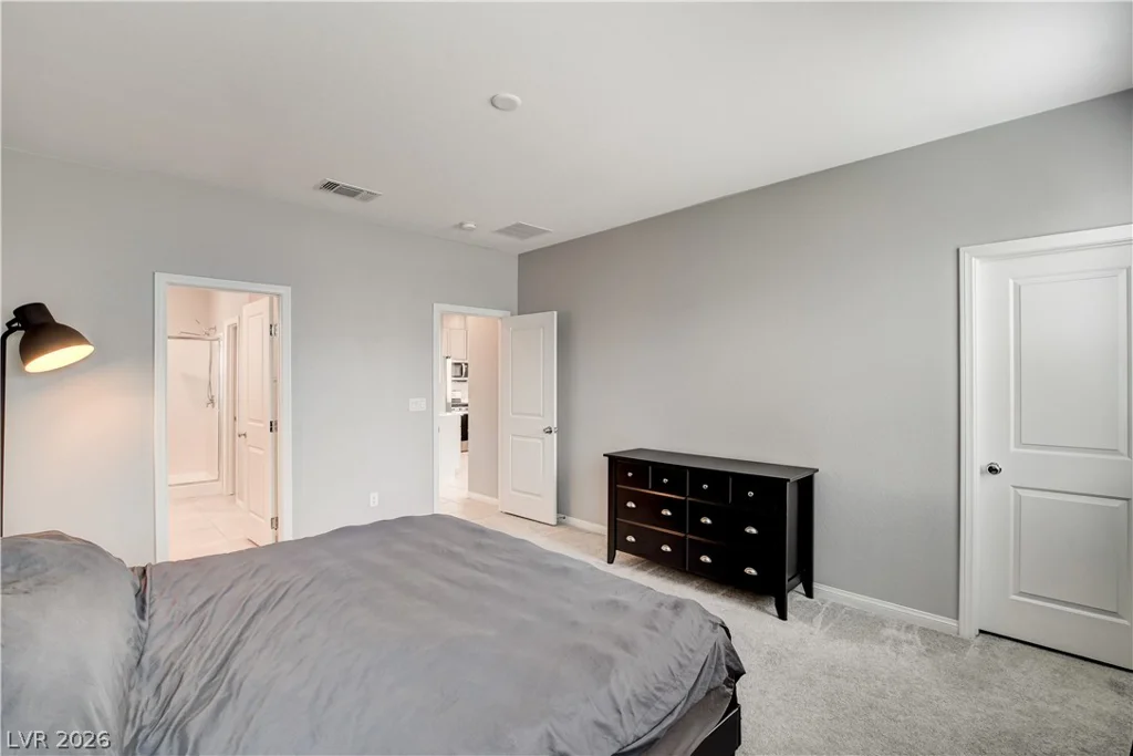 5976 Bruselas, Las Vegas, NV 89113