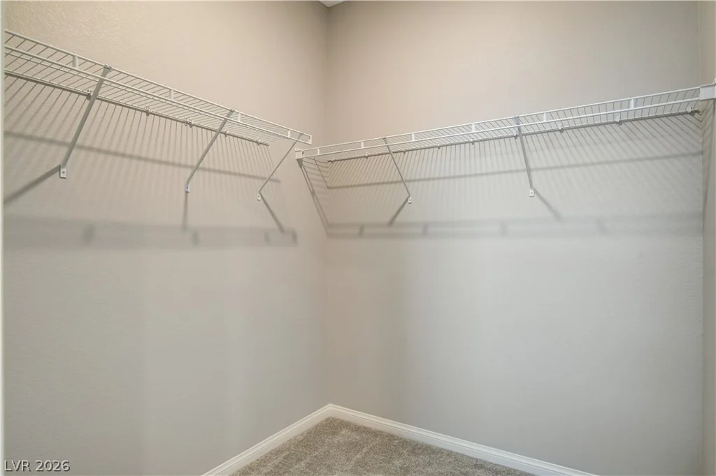 5976 Bruselas, Las Vegas, NV 89113