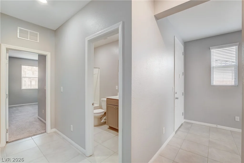 5976 Bruselas, Las Vegas, NV 89113