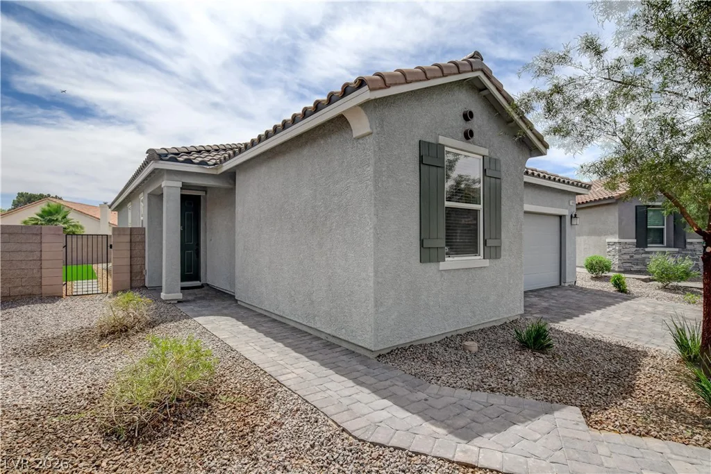 5976 Bruselas, Las Vegas, NV 89113