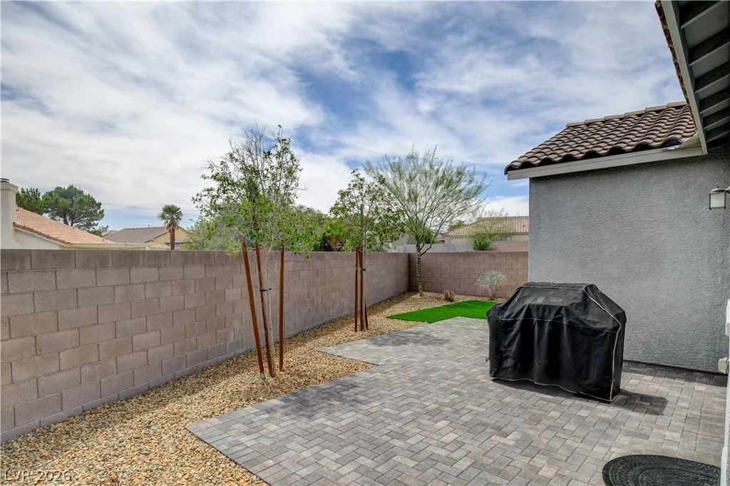 5976 Bruselas, Las Vegas, NV 89113