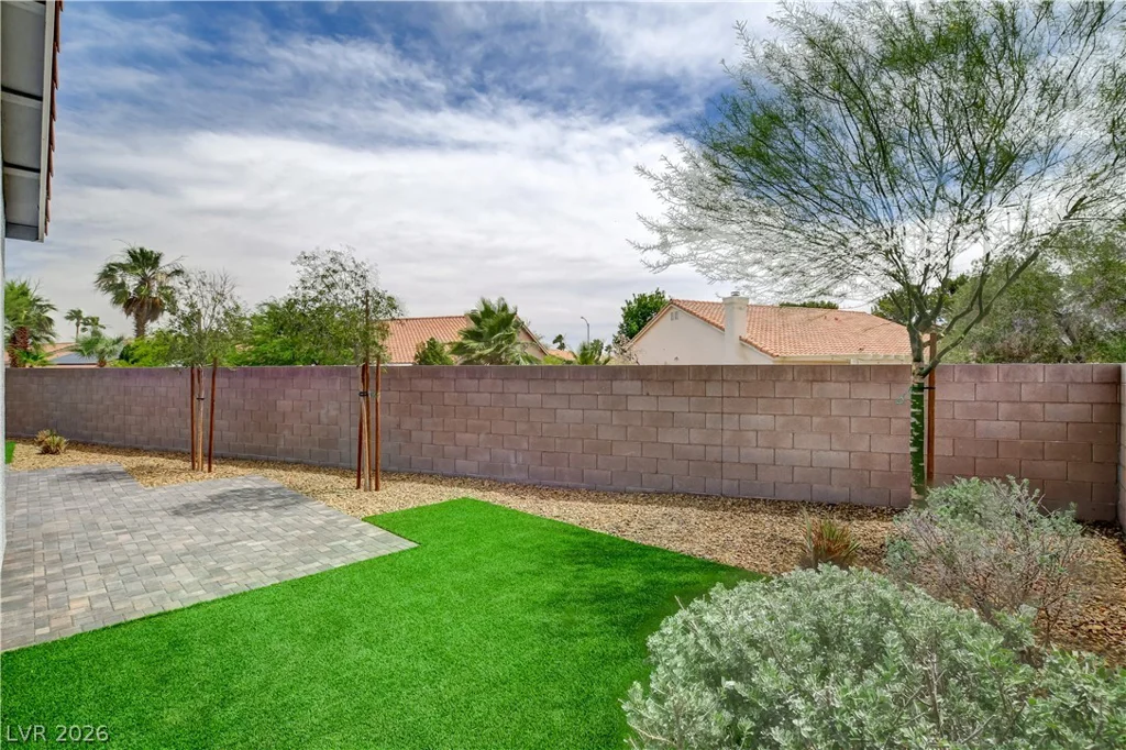 5976 Bruselas, Las Vegas, NV 89113