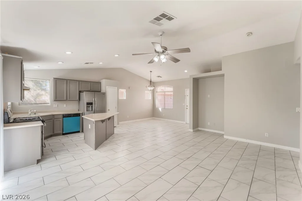 5926 Creekside Sands, North Las Vegas, NV 89031