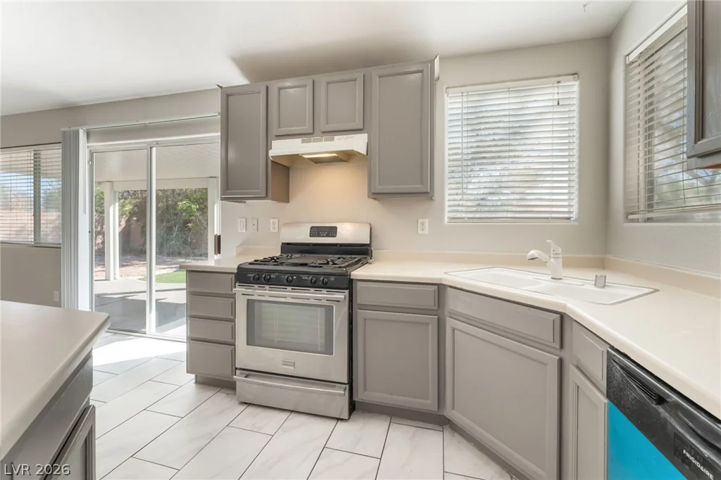 5926 Creekside Sands, North Las Vegas, NV 89031