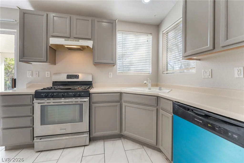 5926 Creekside Sands, North Las Vegas, NV 89031