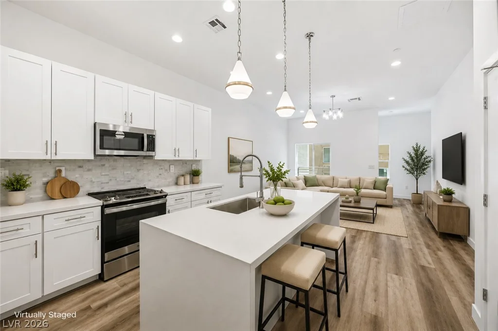 1164 Prospering Creek, Las Vegas, NV 89135