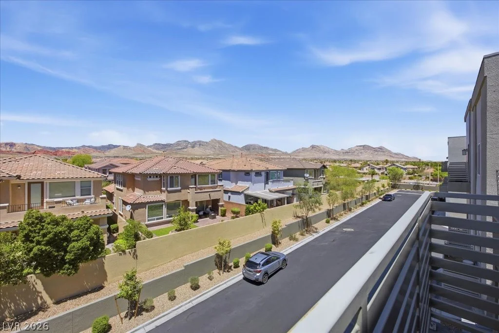 1164 Prospering Creek, Las Vegas, NV 89135