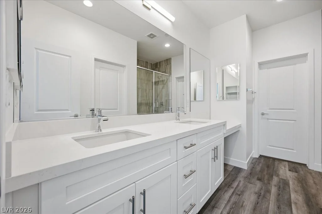 1164 Prospering Creek, Las Vegas, NV 89135