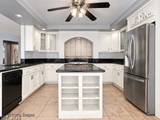 6611 Ironbound Bay, Las Vegas, NV 89139