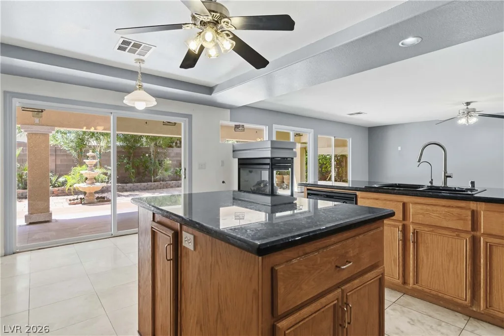 6611 Ironbound Bay, Las Vegas, NV 89139
