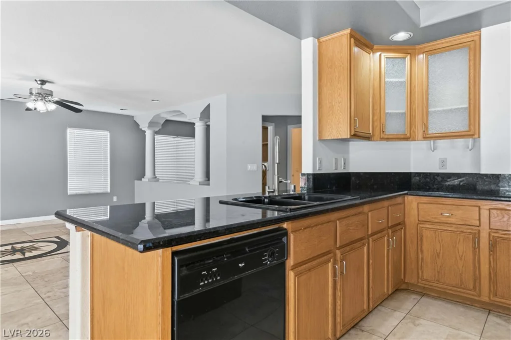 6611 Ironbound Bay, Las Vegas, NV 89139