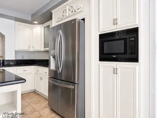 6611 Ironbound Bay, Las Vegas, NV 89139