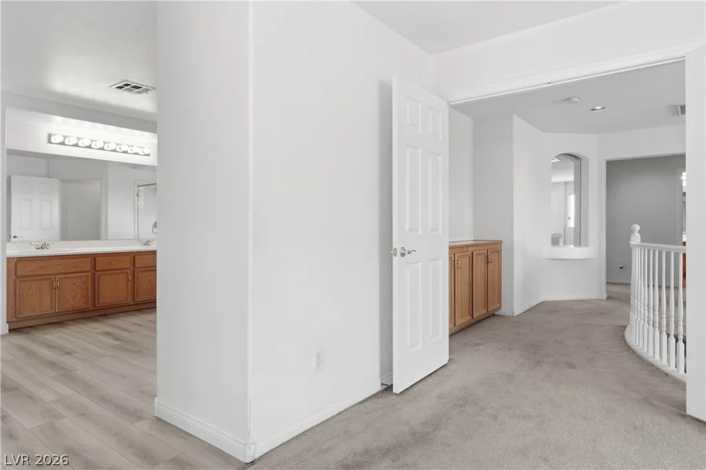 6611 Ironbound Bay, Las Vegas, NV 89139