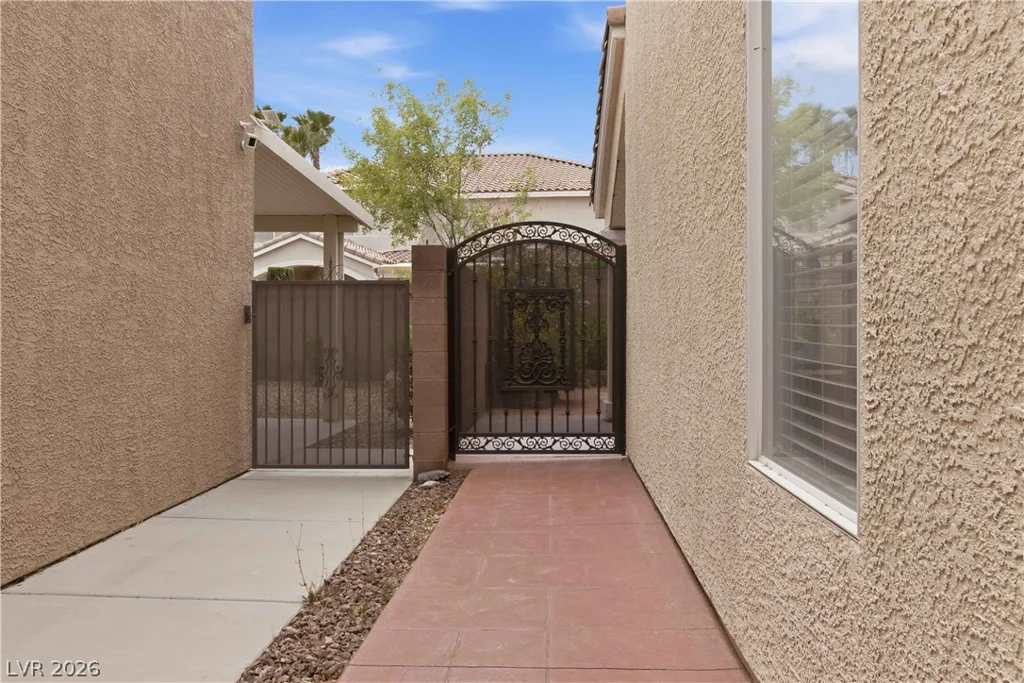 6611 Ironbound Bay, Las Vegas, NV 89139