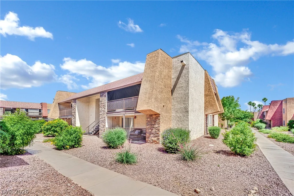 4470 Sandy River, Las Vegas, NV 89103