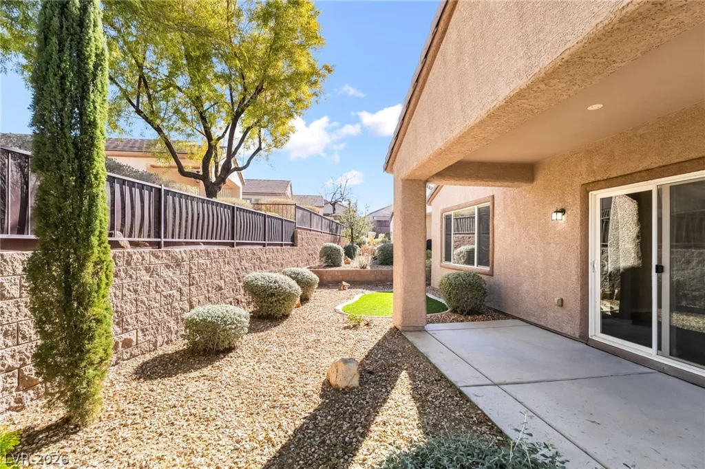 2564 Anani, Henderson, NV 89044