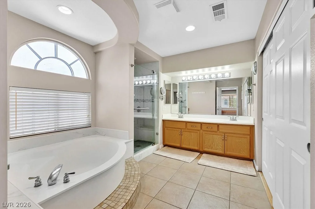 3905 Larkcrest, Las Vegas, NV 89129