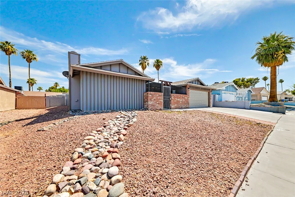 3997 Cherokee, Las Vegas, NV 89121