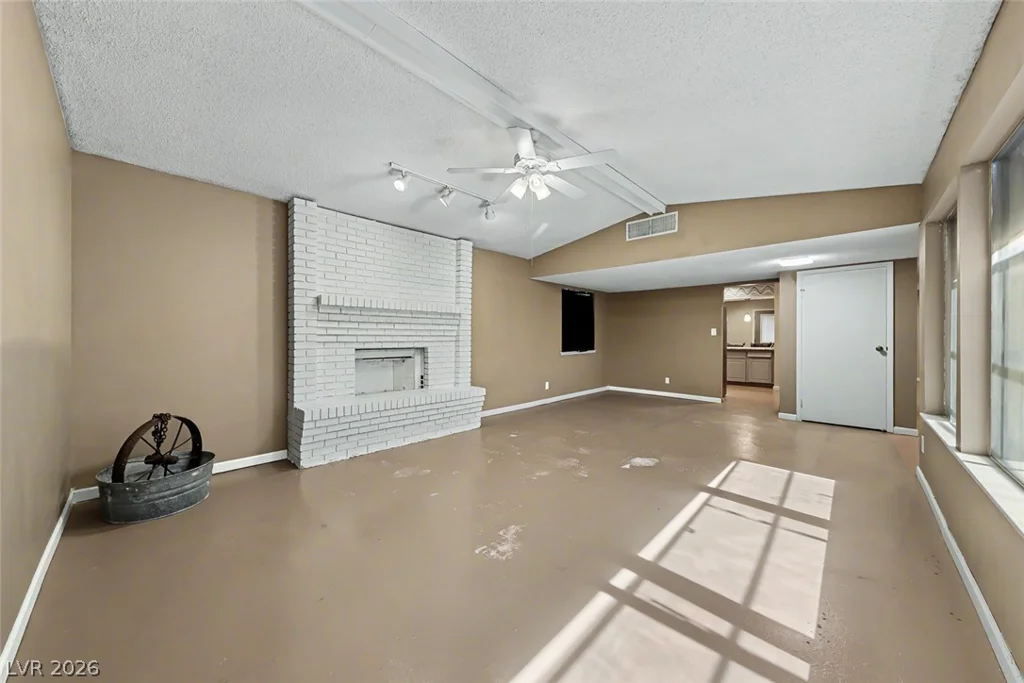 3997 Cherokee, Las Vegas, NV 89121