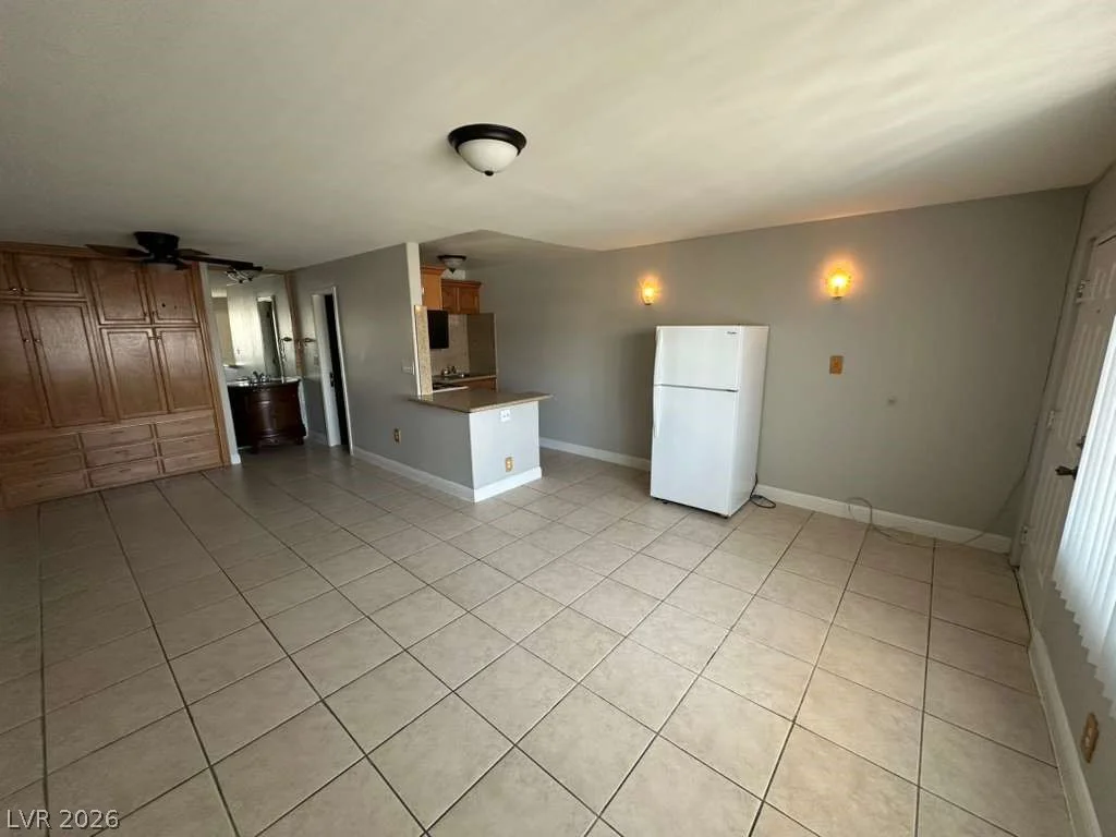 4600 Paradise, Las Vegas, NV 89169