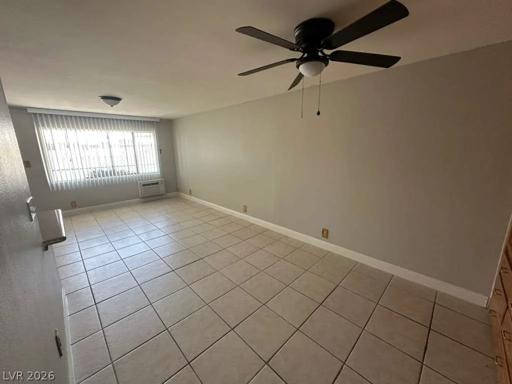 4600 Paradise, Las Vegas, NV 89169