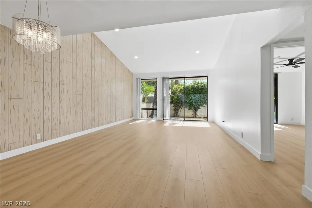 3432 Pino, Las Vegas, NV 89121