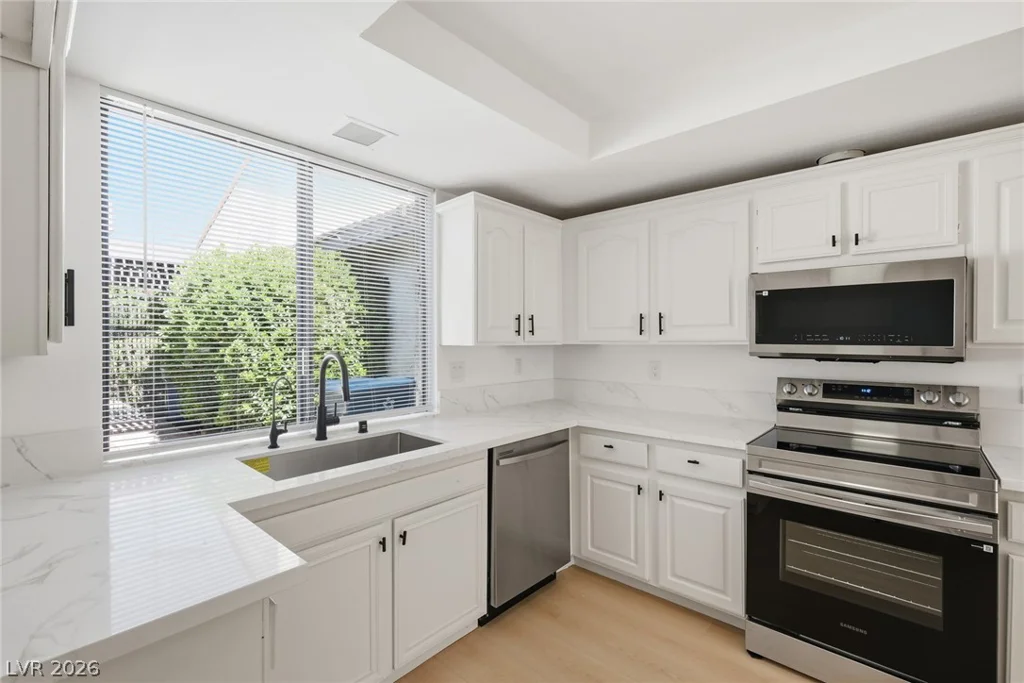 3432 Pino, Las Vegas, NV 89121
