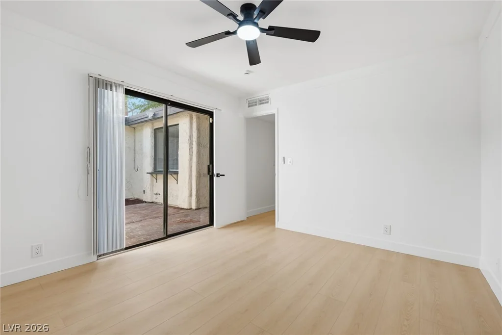 3432 Pino, Las Vegas, NV 89121