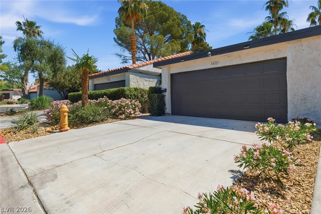 3432 Pino, Las Vegas, NV 89121