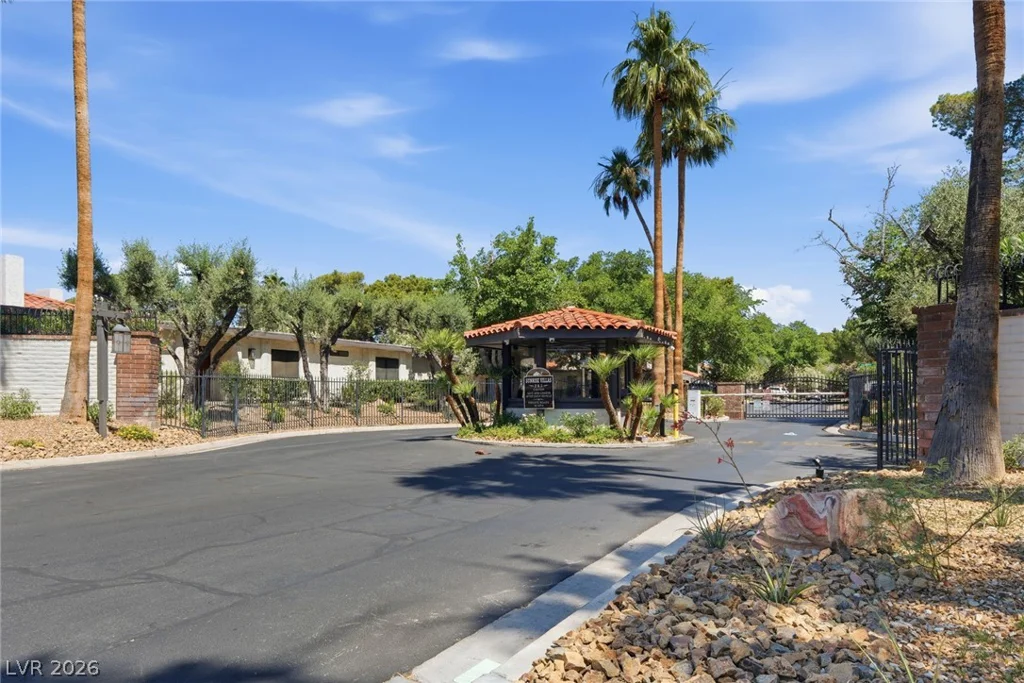 3432 Pino, Las Vegas, NV 89121