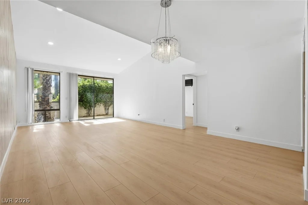 3432 Pino, Las Vegas, NV 89121