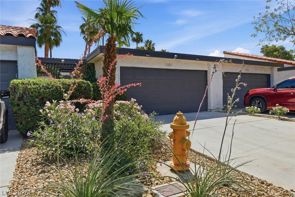 3432 Pino, Las Vegas, NV 89121