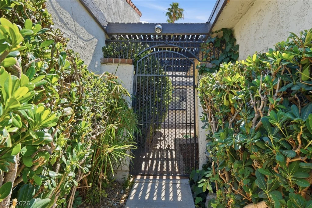 3432 Pino, Las Vegas, NV 89121