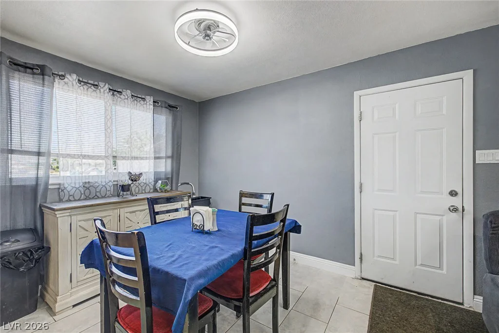712 Saylor, Las Vegas, NV 89107