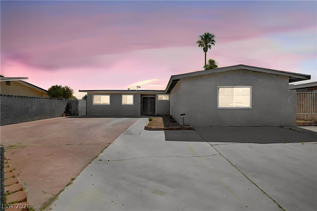 712 Saylor, Las Vegas, NV 89107