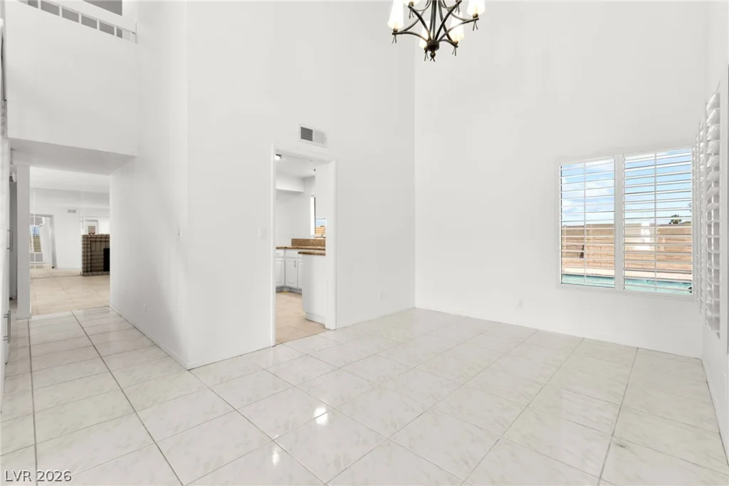 4430 Cranbrook, Las Vegas, NV 89103