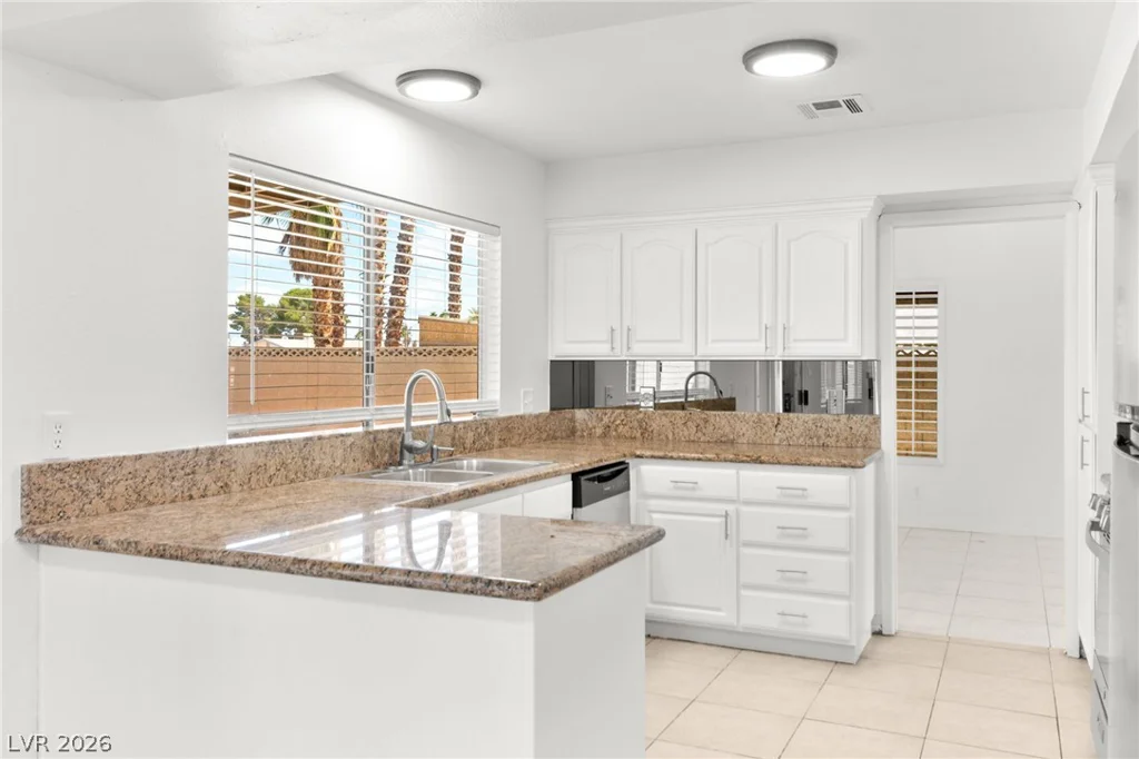 4430 Cranbrook, Las Vegas, NV 89103