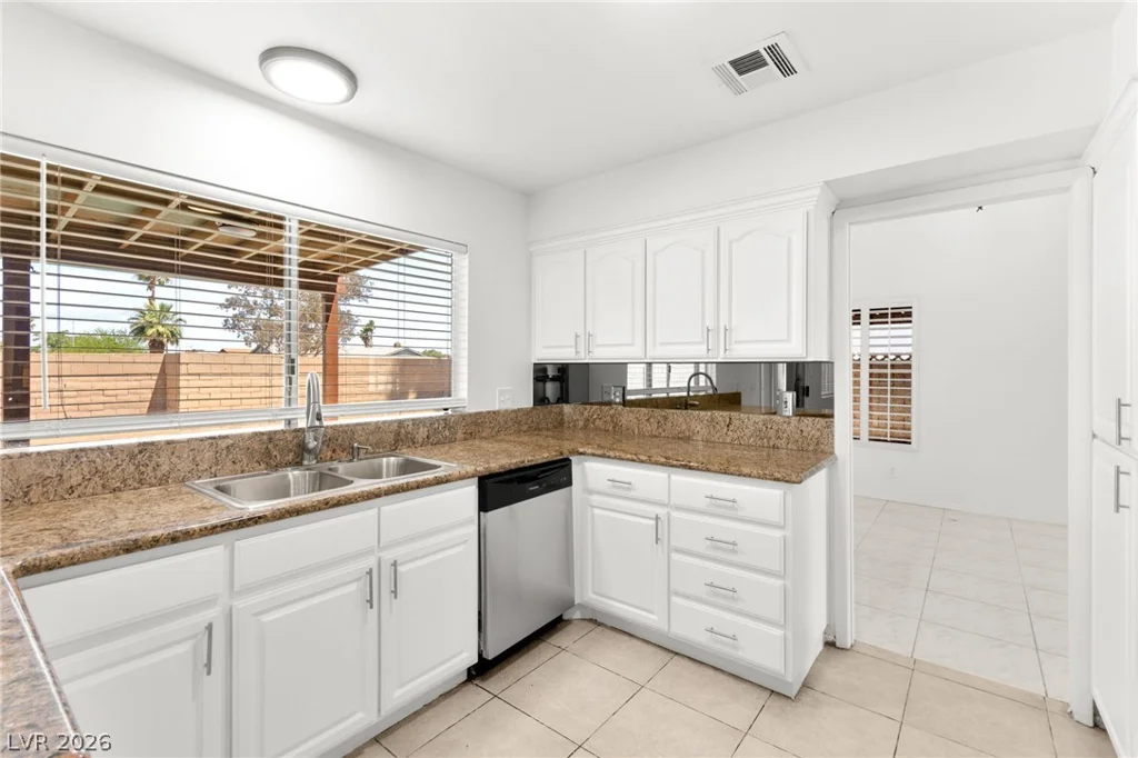 4430 Cranbrook, Las Vegas, NV 89103