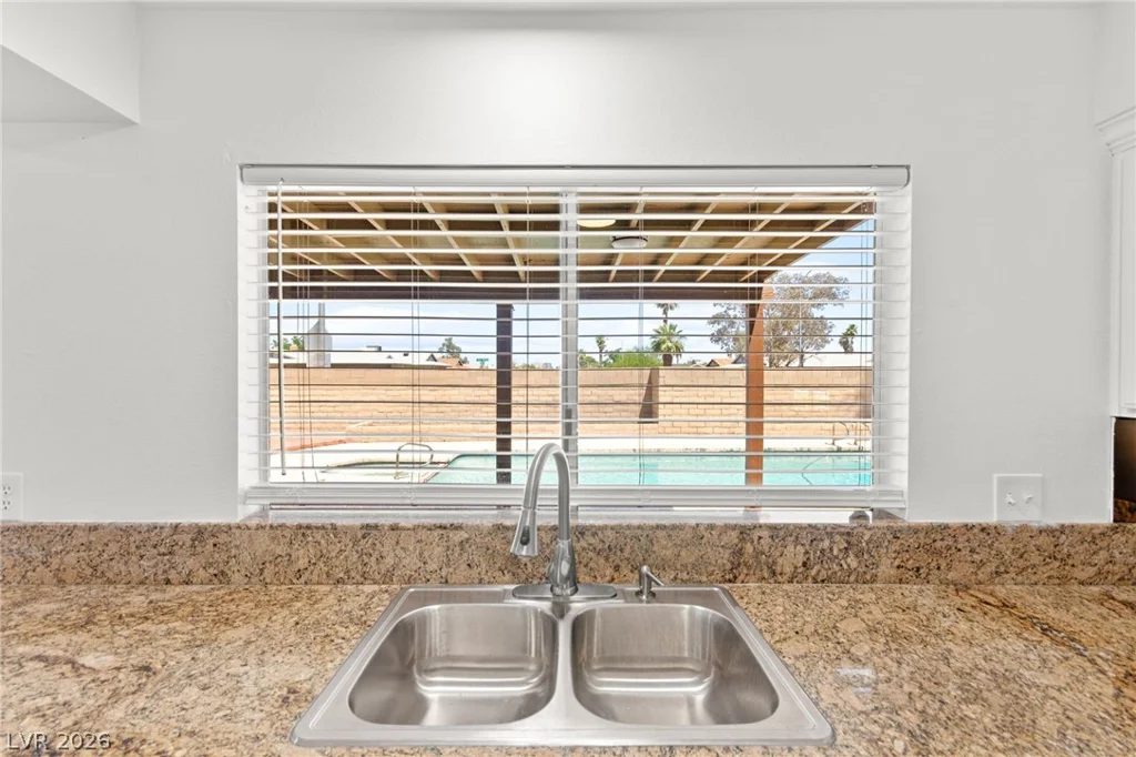 4430 Cranbrook, Las Vegas, NV 89103