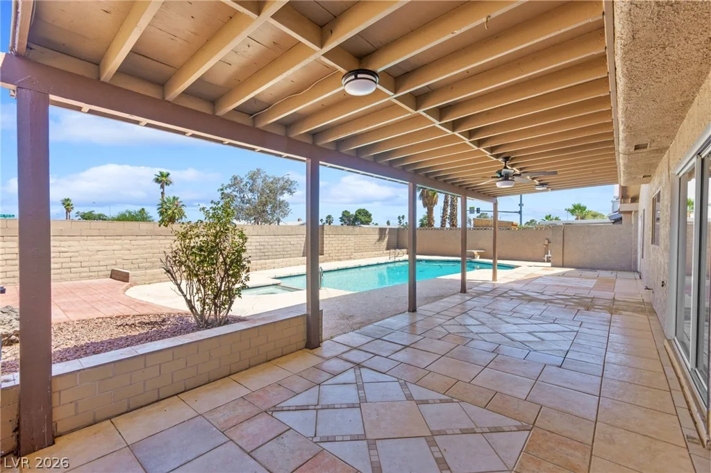4430 Cranbrook, Las Vegas, NV 89103