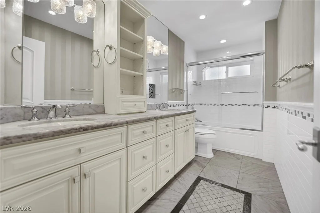 1930 Dresden, Henderson, NV 89014