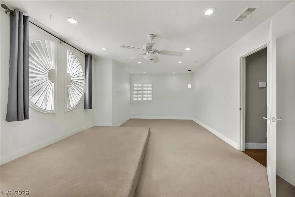 1930 Dresden, Henderson, NV 89014