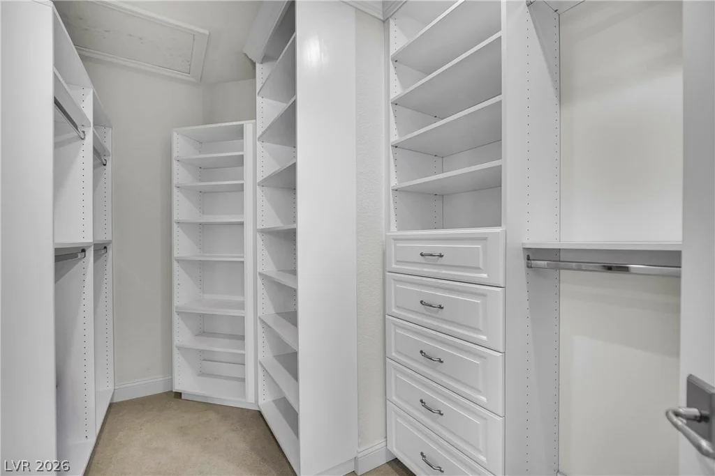 1930 Dresden, Henderson, NV 89014
