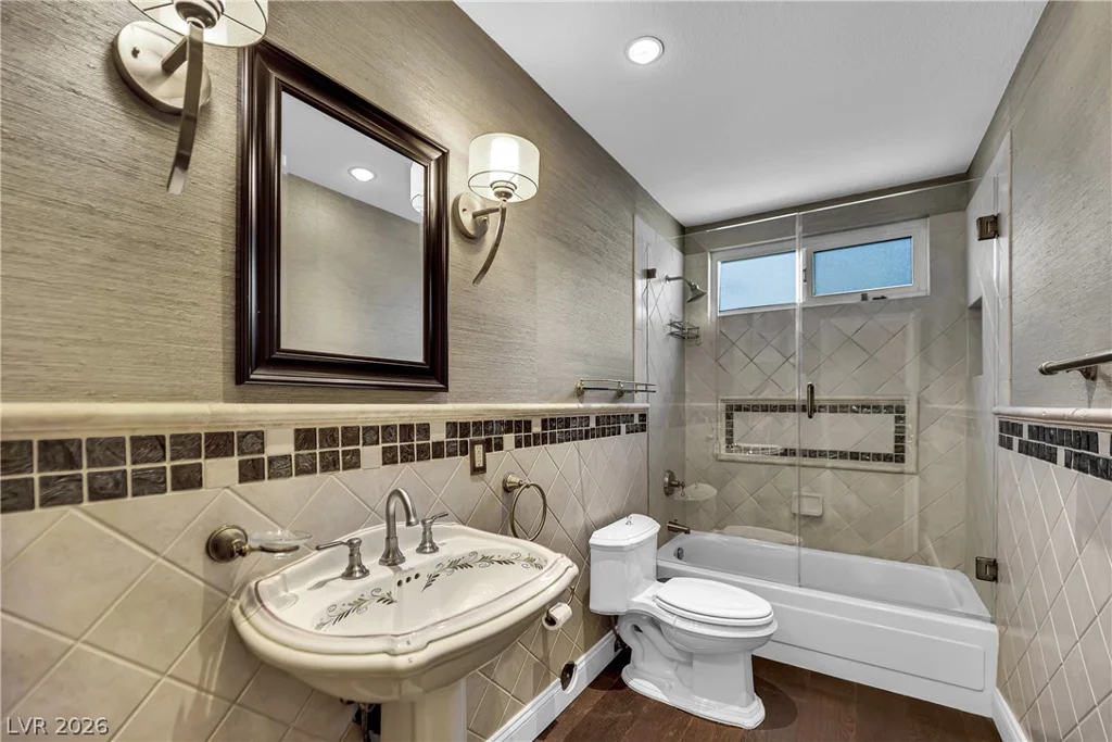 1930 Dresden, Henderson, NV 89014
