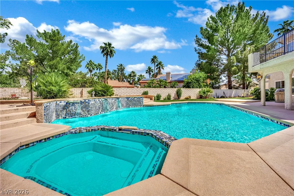 1930 Dresden, Henderson, NV 89014