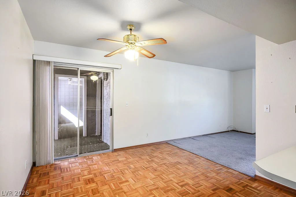 3477 Kensbrook, Las Vegas, NV 89121