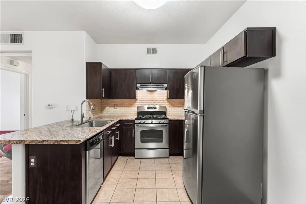 5751 Hacienda, Las Vegas, NV 89122